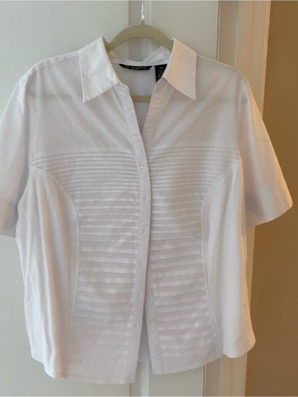 Zac & Rachel White Short-Sleeve Pintuck Button-Down Shirt